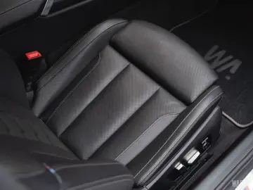 BMW M850 i xDrive CARBONPAKET SOFTCLOSE LASERLICHT H