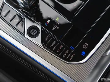 BMW M850 i xDrive CARBONPAKET SOFTCLOSE LASERLICHT H