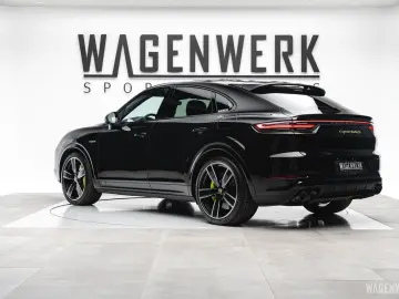 PORSCHE Cayenne Coupé Turbo S E-Hybrid MASSAGE AHV INNOD
