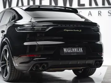 PORSCHE Cayenne Coupé Turbo S E-Hybrid MASSAGE AHV INNOD
