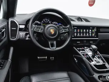 PORSCHE Cayenne Coupé Turbo S E-Hybrid MASSAGE AHV INNOD