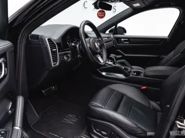 PORSCHE Cayenne Coupé Turbo S E-Hybrid MASSAGE AHV INNOD