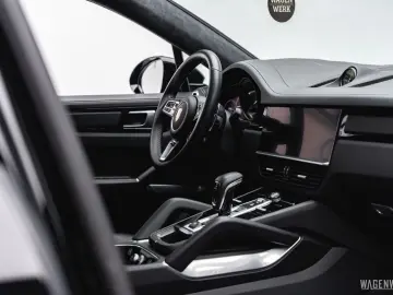 PORSCHE Cayenne Coupé Turbo S E-Hybrid MASSAGE AHV INNOD