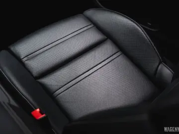 PORSCHE Cayenne Coupé Turbo S E-Hybrid MASSAGE AHV INNOD