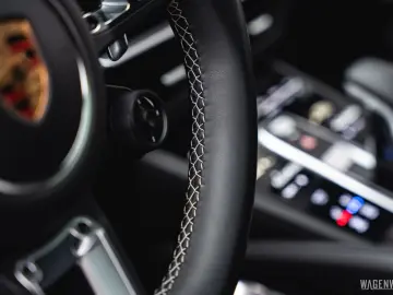 PORSCHE Cayenne Coupé Turbo S E-Hybrid MASSAGE AHV INNOD