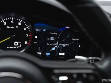 PORSCHE Cayenne Coupé Turbo S E-Hybrid MASSAGE AHV INNOD