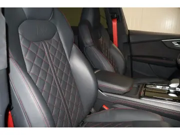AUDI SQ8 4.0 TFSI quattro B&O Matrix Pano