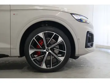 AUDI Q5 Sportback 40 TDI quattro S line B&O Pano Head