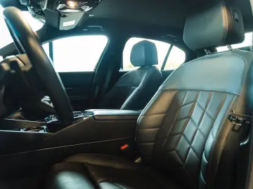 BMW 520 M SPORT   KOMFORTSITZE   DRIVING ASSIST