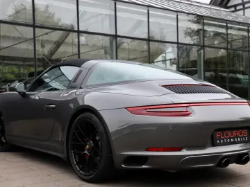 PORSCHE 991 Targa 4 GTS PDCC SPORTSITZE NATURLEDER BRAUN