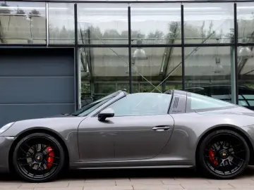 PORSCHE 991 Targa 4 GTS PDCC SPORTSITZE NATURLEDER BRAUN