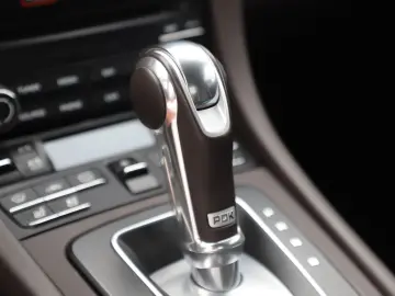 PORSCHE 991 Targa 4 GTS PDCC SPORTSITZE NATURLEDER BRAUN