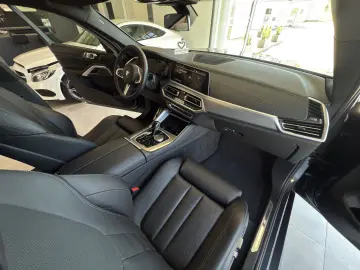 BMW X6 xDrive 30d M Sport SKY LOUNGE ICONIC GLOW AHK