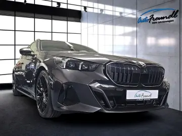 BMW 540d xDrive M Sport Pro  20 Zoll Pano Iconic