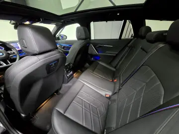 BMW 540d xDrive M Sport Pro  20 Zoll Pano Iconic