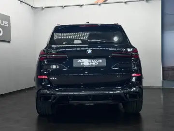 BMW X5 30d xDRIVE M-SPORT ICONIC GLOW UVP  119.790€