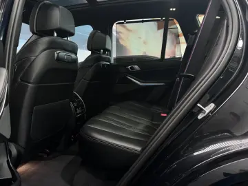 BMW X5 30d xDRIVE M-SPORT ICONIC GLOW UVP  119.790€