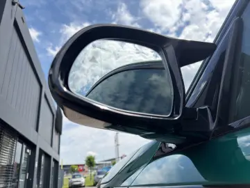 BMW XM 50e IconicGlow DrivingPro Parking  Sitzbelüft