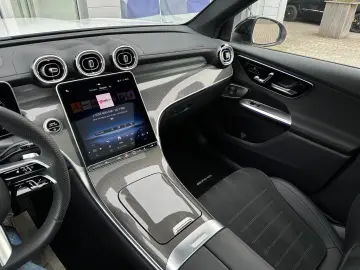 MERCEDES-BENZ GLC 450 d AMG Night Pano Burmester Pre…