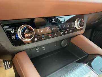 MITSUBISHI Plug-in Hybrid Outlander TOP  Luxury  Leder Navi