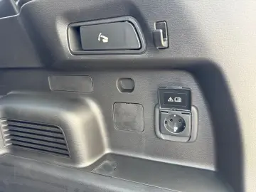 MITSUBISHI Plug-in Hybrid Outlander TOP  Luxury  Leder Navi
