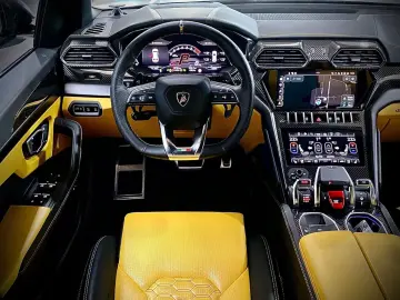 LAMBORGHINI URUS 4.0 EXT. INT.CARBON GRAU-MATT Garantie 2026