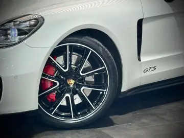 PORSCHE Panamera Sport Turismo GTS PANO APPROVED TOP