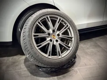 PORSCHE Panamera Sport Turismo GTS PANO APPROVED TOP
