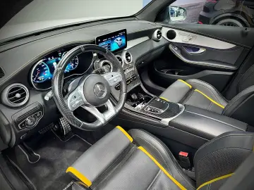 MERCEDES-BENZ GLC 63 AMG 4-MATIC PANO DRIVERS PERFOR…