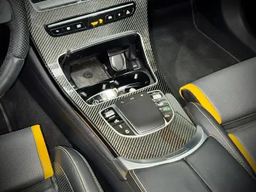 MERCEDES-BENZ GLC 63 AMG 4-MATIC PANO DRIVERS PERFOR…