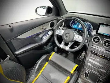 MERCEDES-BENZ GLC 63 AMG 4-MATIC PANO DRIVERS PERFOR…