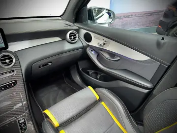 MERCEDES-BENZ GLC 63 AMG 4-MATIC PANO DRIVERS PERFOR…