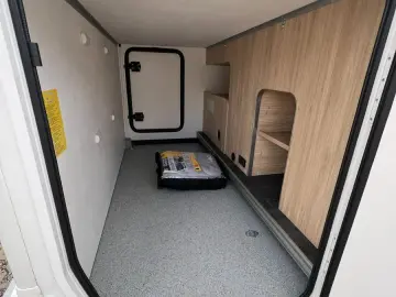 CHAUSSON C727 GA  EINZELBETT SOLAR NAVI KAMERA CARPLAY