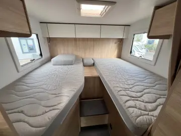 CHAUSSON C727 GA  EINZELBETT SOLAR NAVI KAMERA CARPLAY