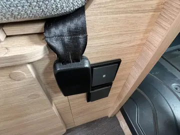 CHAUSSON C727 GA  EINZELBETT SOLAR NAVI KAMERA CARPLAY