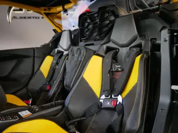 BOMBARDIER Can Am Maverick R XRS Straßenzulassung