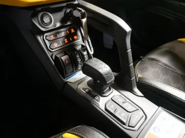 BOMBARDIER Can Am Maverick R XRS Straßenzulassung
