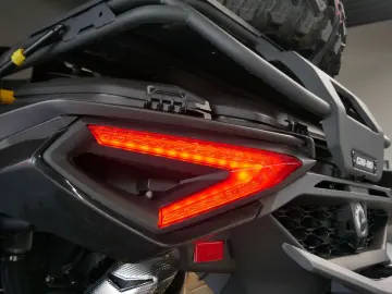 BOMBARDIER Can Am Maverick R XRS Straßenzulassung