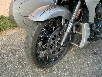 HARLEY DAVIDSON ROAD GLIDE CVO GESPANN UMBAU  V-TRIE…