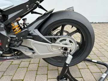 BMW HP4 Race