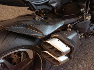 DUCATI Diavel Bentley V4  1 OF 500 LIMITED ED