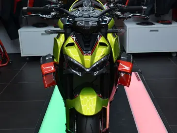 DUCATI Streetfighter V 4 Lamborghini