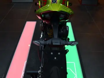 DUCATI Streetfighter V 4 Lamborghini