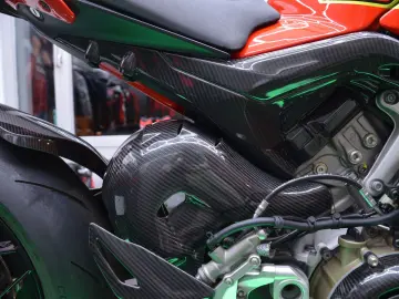 DUCATI Streetfighter V 4 Lamborghini