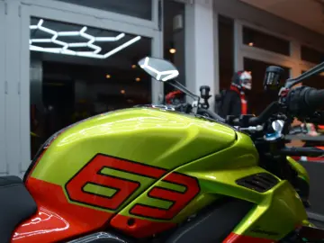 DUCATI Streetfighter V 4 Lamborghini