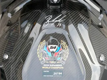 BMW NEUE M 1000 RR Champions Edition 35 of 54 Toprak