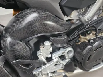 DUCATI Panigale V4 S Tricolore 1of1000 CARBON Paket