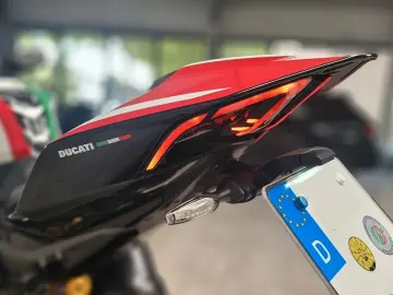 DUCATI Panigale V4 S Tricolore 1of1000 CARBON Paket