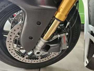 DUCATI Panigale V4 S Tricolore 1of1000 CARBON Paket
