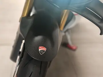 DUCATI Panigale V4 S Tricolore 1of1000 CARBON Paket
